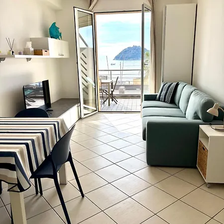 Casa Cobalto Αλμπένγκα